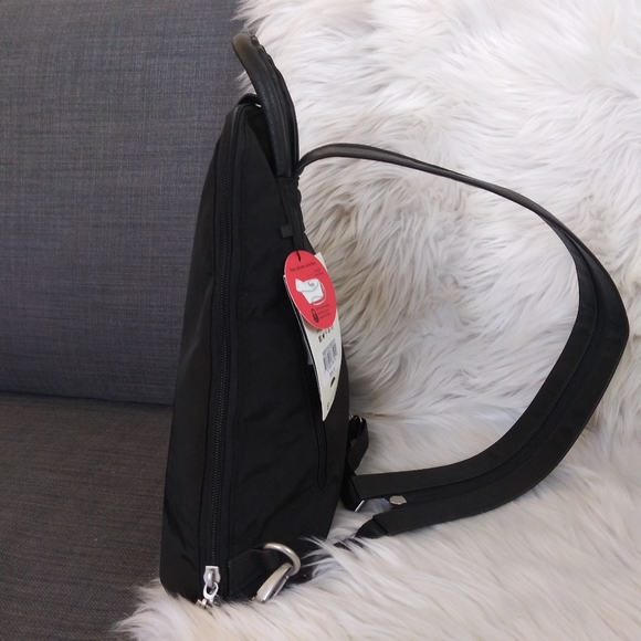 NWT BAGGALLINI METRO BACKPACK SLING BAG - Picture 7 of 15